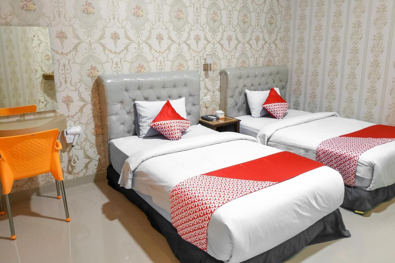 Oyo 3196 Hotel Taman Cinta سينغكوانغ الغرفة الصورة